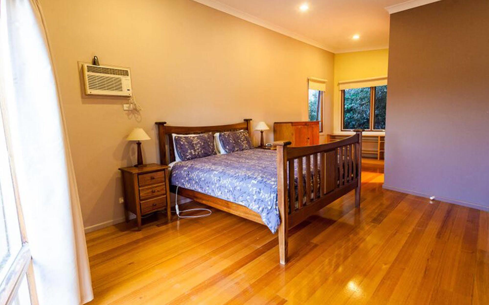 Point Lonsdale Holiday Apartments (Adults Only) Queenscliff Exterior foto