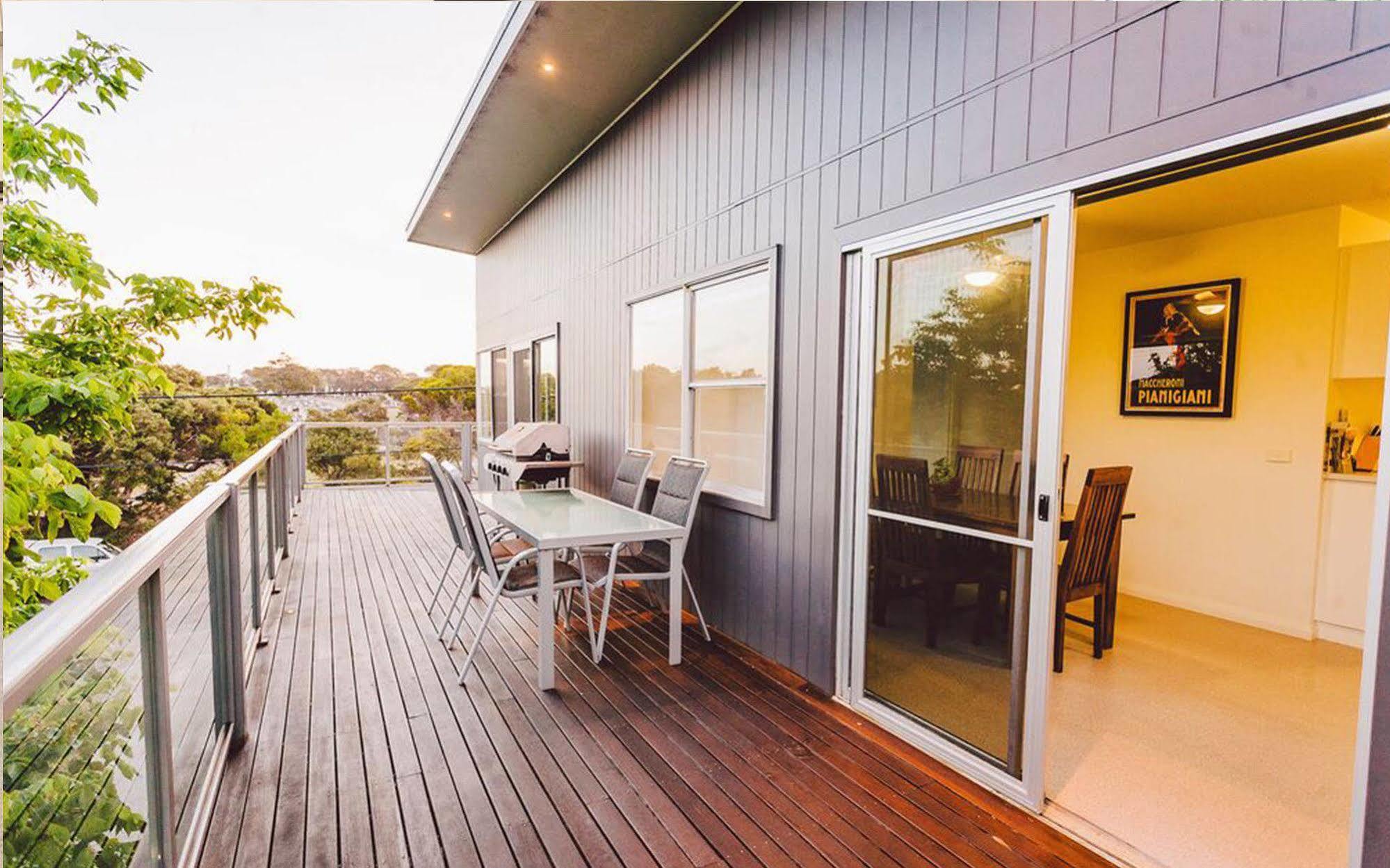 Point Lonsdale Holiday Apartments (Adults Only) Queenscliff Exterior foto